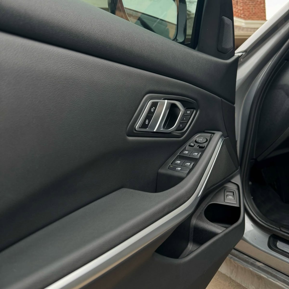 franklin880909's tweet photo. Lubbock, another clean ride done right. Full interior and exterior detailing for a fresh, comfortable daily drive. Deep-cleaned seats and carpets, exterior wash and shine, reliable family-friendly service. Text 8062079171. https://t.co/ZwLFzNMrCl