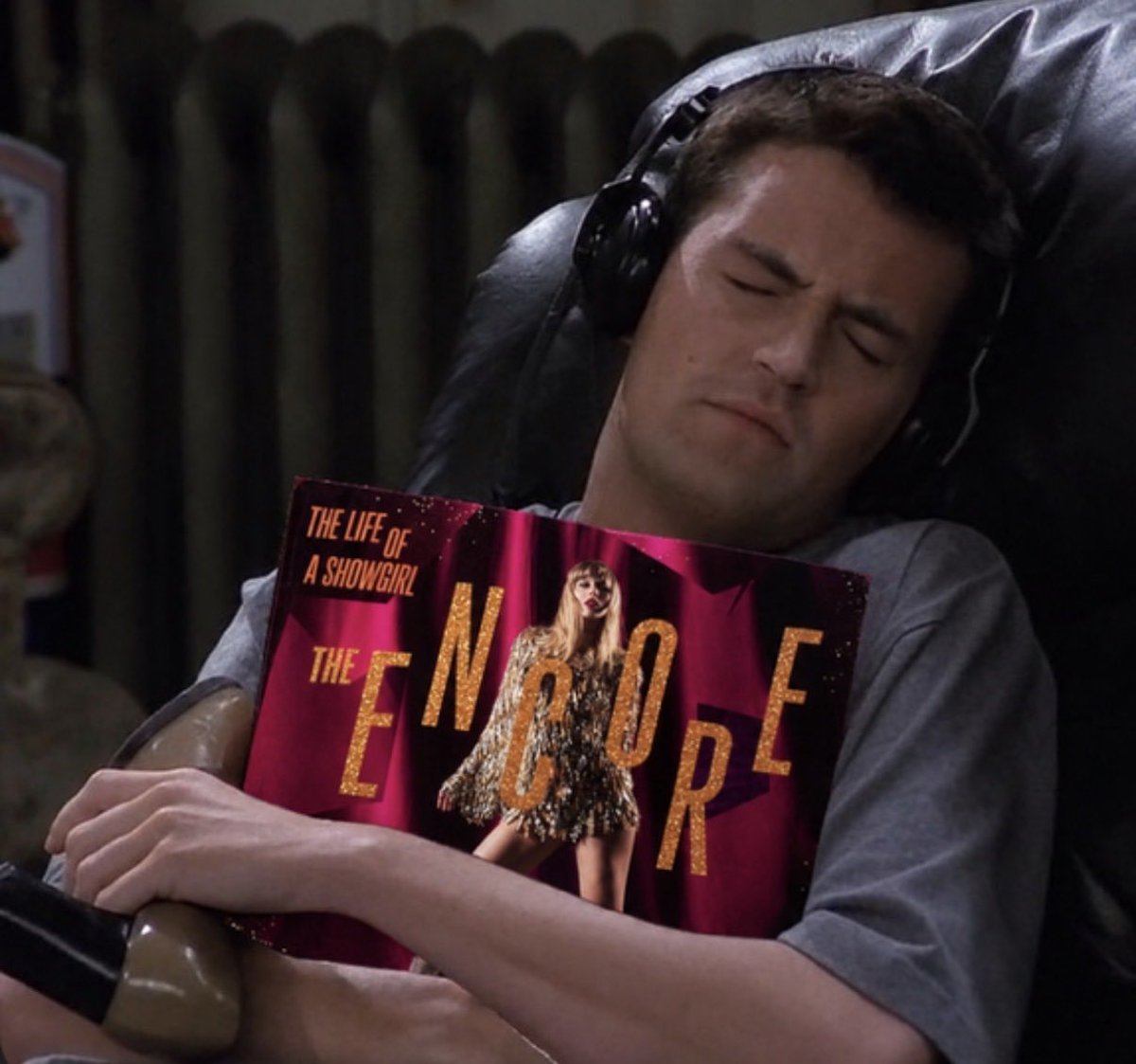 shookswiftie's tweet photo. Me rn 
#TSTLOASTheEncore https://t.co/tOdgJmD0lx
