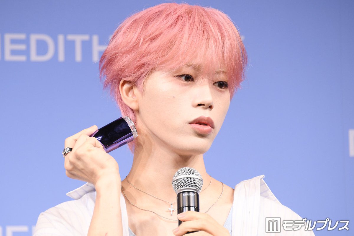 modelpress's tweet photo. 【写真追加📸】JO1木全翔也
「MEDITHERAPY」アンバサダー発表会
https://t.co/oCrBW7KdgN

🐰歓声をもらえるのは「当たり前じゃない」
💜1人でのイベント成功で「緊張した～」 https://t.co/M7WIaYxAdr