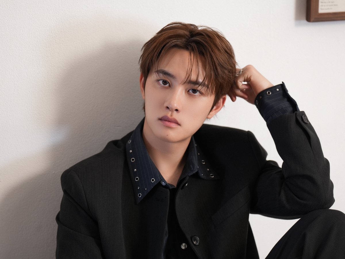 do_dyasoo's tweet photo. D.O.                                          Doh Kyungsoo
☺️🥰💖                                   😎🥵❤️‍🔥 https://t.co/cn9NDABPlr