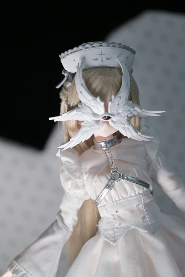 xianyutanziVny's tweet photo. 【転載】
BJD盲盒「目標は地球征服！」｜Any（色違い）
莉莉絲の妹。莉莉絲に惹かれ、混沌から目覚めたばかり。
無邪気な悪戯好きで、天使の姿に擬態している。

特六分全女BJD
通常4＋シークレット1＋吊りカード1＋色違い1
#BJD #ブラインドボックス https://t.co/G7OXYDZ0Hi