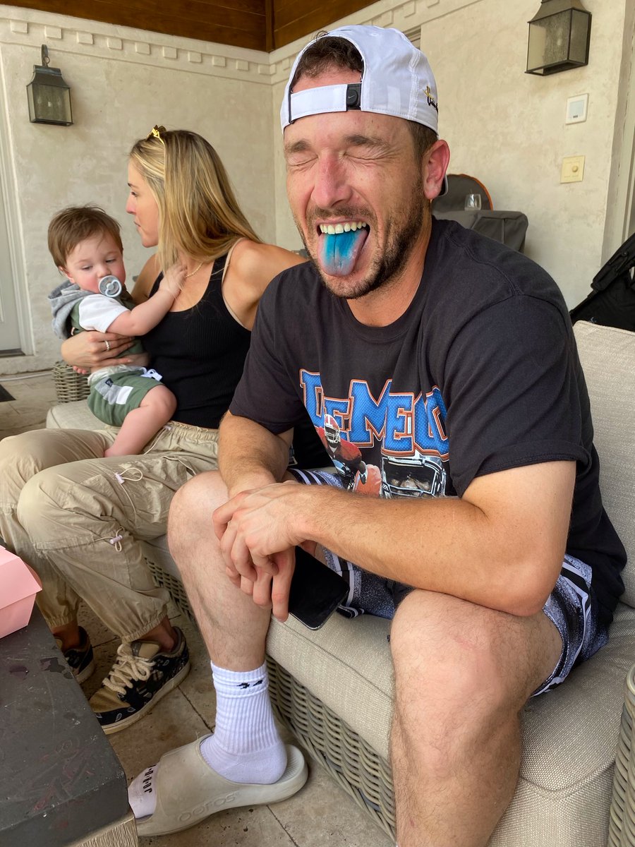 JanPressly2's tweet photo. I love Breggy. One of my fav Astros buddies https://t.co/YbigUasNHy