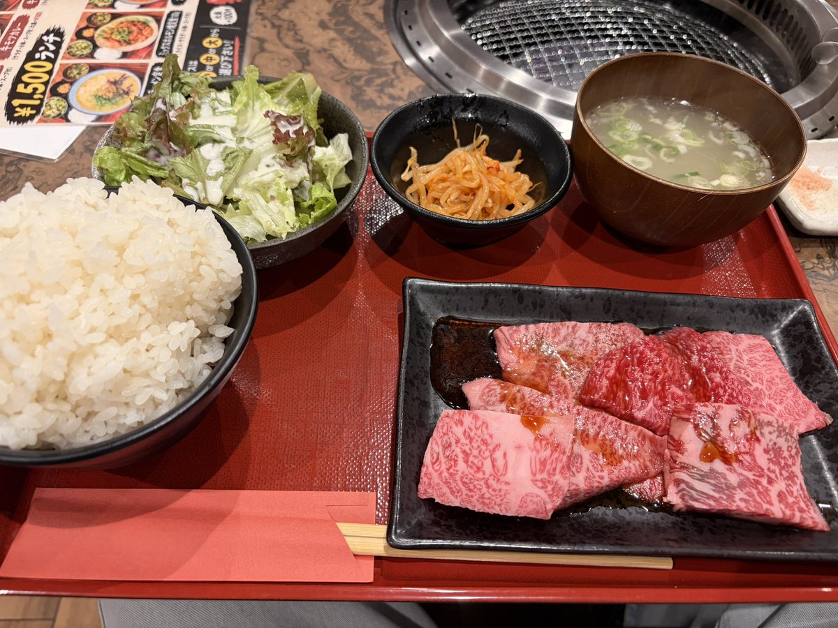 Maoh_Sam's tweet photo. 毎月25日はまおサム･焼肉の日 https://t.co/iP9hGvFY2d