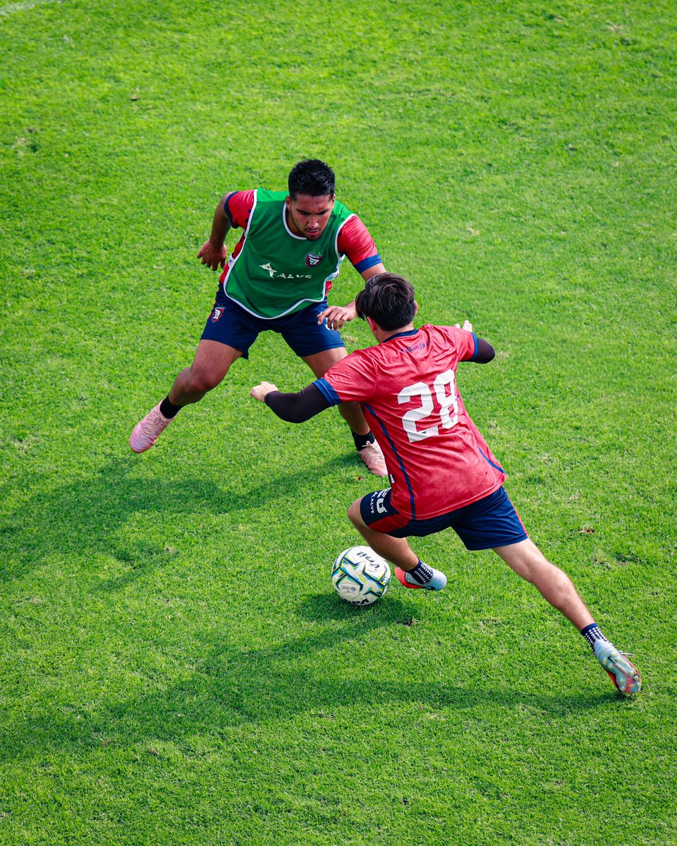 TepatitlanFC's tweet photo. Semana de pausa en el calendario, pero no en la cancha. 👊🏼⚔️
 #LateElOrgullo 🫀 https://t.co/sctTHzNMAk