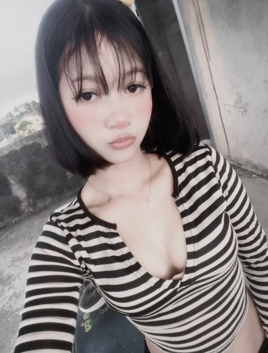 Winterezij's tweet photo. 有男生要来锐评我19的福嘛🥺                                                                

刚睡醒来X发泄了                    

流言2   我真发 https://t.co/Razazsjy2J