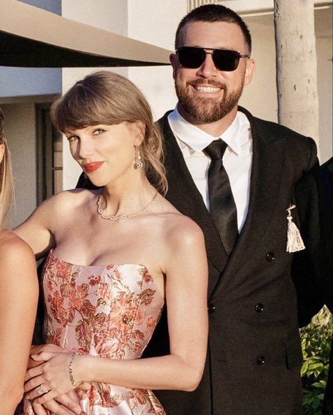 updateswiftbr's tweet photo. FALA MESMO! Taylor Swift sobre seu casamento com Travis Kelce na faixa “Cleveland”:

“Agora estou vestindo branco
Odeiem o quanto quiserem
Este é o amor da minha vida” https://t.co/xeXNFmEaeM