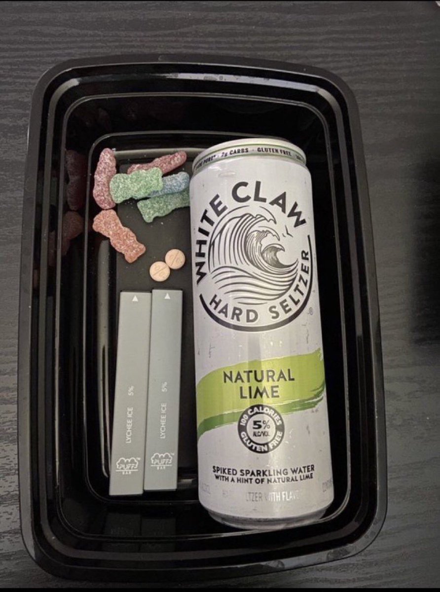 chopsticklick's tweet photo. this meal prep shit too freggin ez https://t.co/Adqs8KuSsf