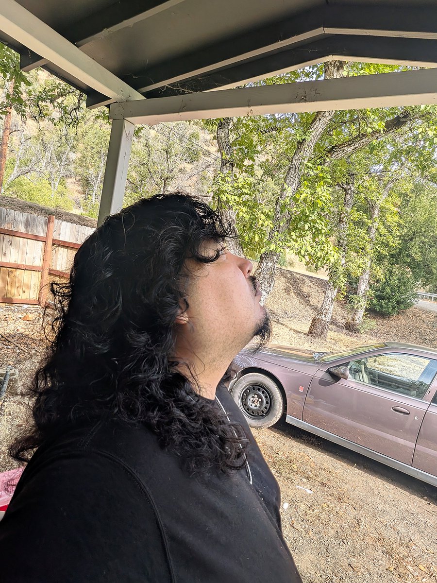 iAmQuiesce's tweet photo. Wolfcut maintenance appt. earlier today. She got it done peeeerfect GOAT'ed barber. 🐺💈

😮‍💨👏🏼👏🏼👏🏼👏🏼👏🏼👏🏼 https://t.co/qkn4Olfl67