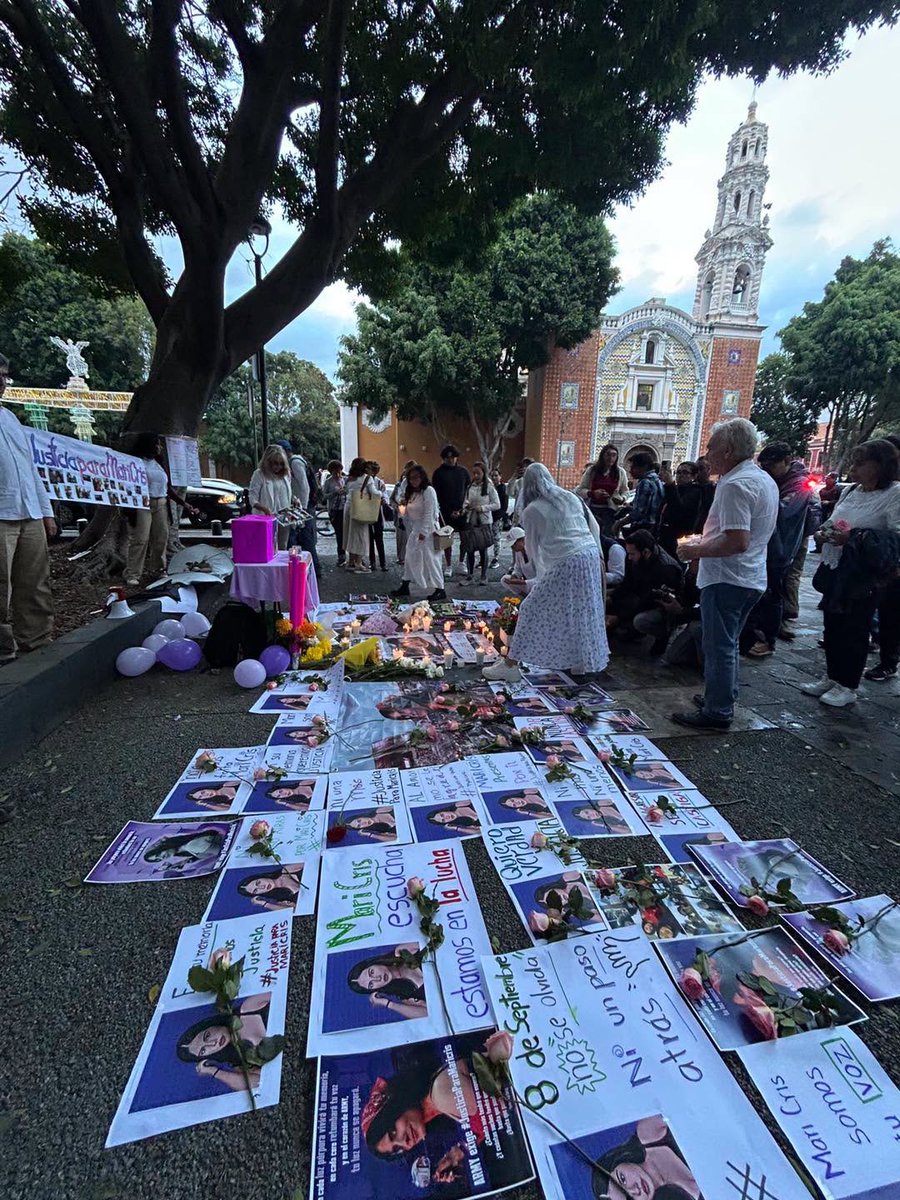 LSRVeracruz's tweet photo. #Fotos | 🕊️ Puebla también se unió a las muestras de solidaridad por Maricris. En El Gallito, Paseo Bravo, se realizó una concentración pacífica para recordarla y exigir justicia
Fotos tomadas de: Las brujas del mar https://t.co/14ihMBPhAx
