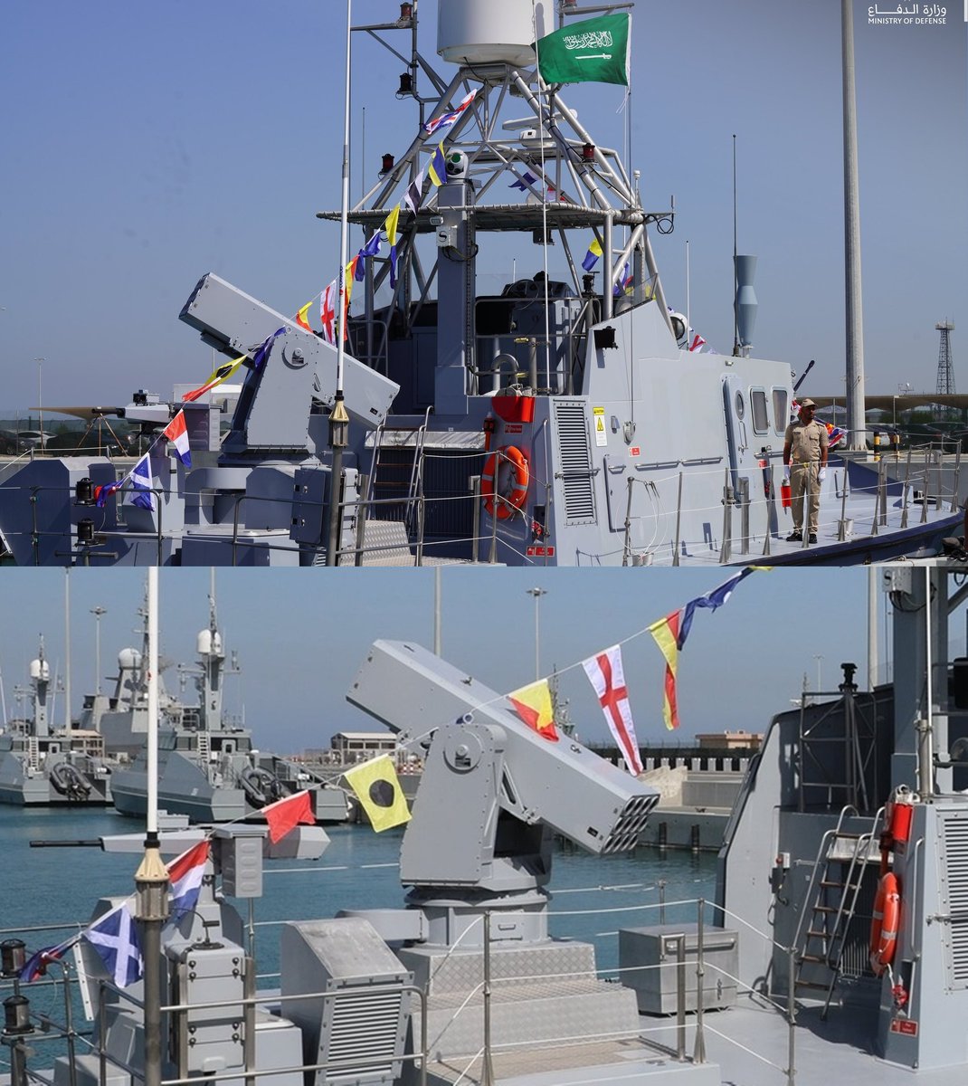 mason_8718's tweet photo. While the Philippines is in the process of acquiring Hyundai Heavy Industries' new frigates and OPVs, there are moves to acquire the PKMR. Although the PKMR features good firepower, propulsion systems, sensors, and EW capabilities, the platform itself is excellent.
Therefore, in terms of habitability and maintenance, it would be slightly better to use smaller LOGIR 70mm missile pods instead of the biryong (Wyvern) 130mm missile pods, or to operate with the launchers removed during peacetime.
Of course, they will likely adopt the Korean Navy specification model as is.
LOGIR is currently in operation in both ground-based and sea-based models by the South Korean, UAE, and Saudi Arabian militaries.
Meanwhile, the ground-based Biryong-II model is currently under development.
Furthermore, the Navy and Hanwha are planning to go a step further and apply the K239 long-range tactical missile pod to various unmanned naval platforms and large naval platforms using a sea-based model.
(They plan to deploy this system on small unmanned platforms incapable of operating VLS, as a replacement for naval guns on certain warships, or housed within concealed containers.)
We refer to this sea-based K239 Chunmoo missile pod as NMRLS or MMRL.