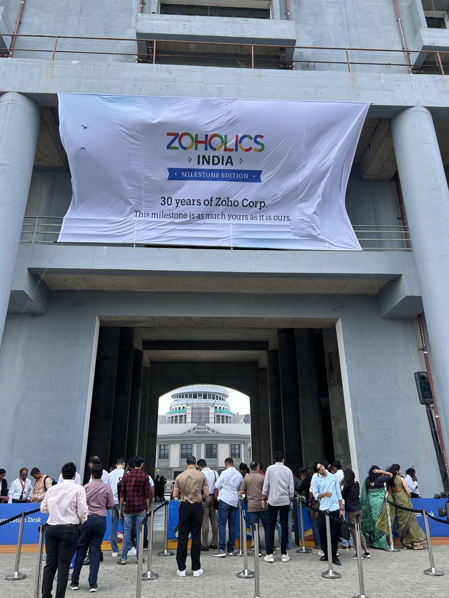 ZohoAssist's tweet photo. Zoholics was amazing! Loved connecting with our customers and hearing their stories. Grateful for every conversation and the energy in the room.
#zoho #zohoassist #remotedesktop #remotesupport #zoholicsindia #zoholics https://t.co/9KeZMwLa3L