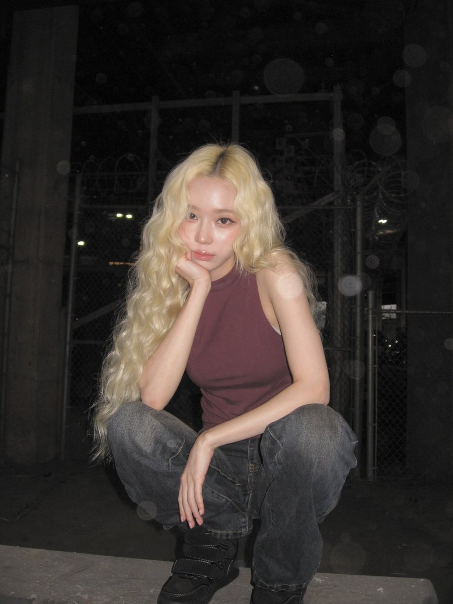 wntrult's tweet photo. you’re actually so perfect minjeong https://t.co/CjJtPKbCAD