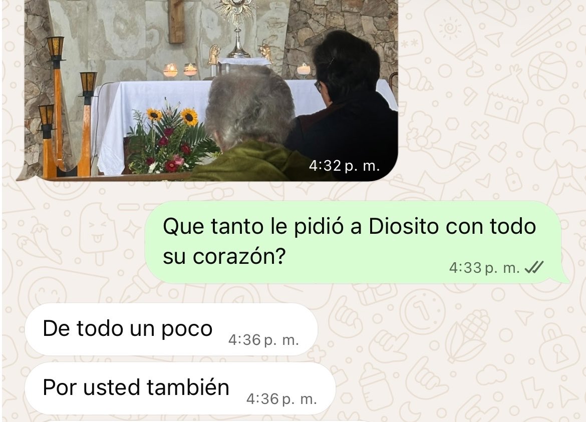 AnaWellmann's tweet photo. Todo el mundo merece unas amigas como las mías 💗 https://t.co/iSIYGq6Bjg