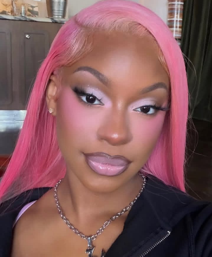 sistertonin's tweet photo. people leave monaleo out of the "natural pink hair" convos and i think that's sad bc this is literally her birth hair color??? https://t.co/HpVypYbumj