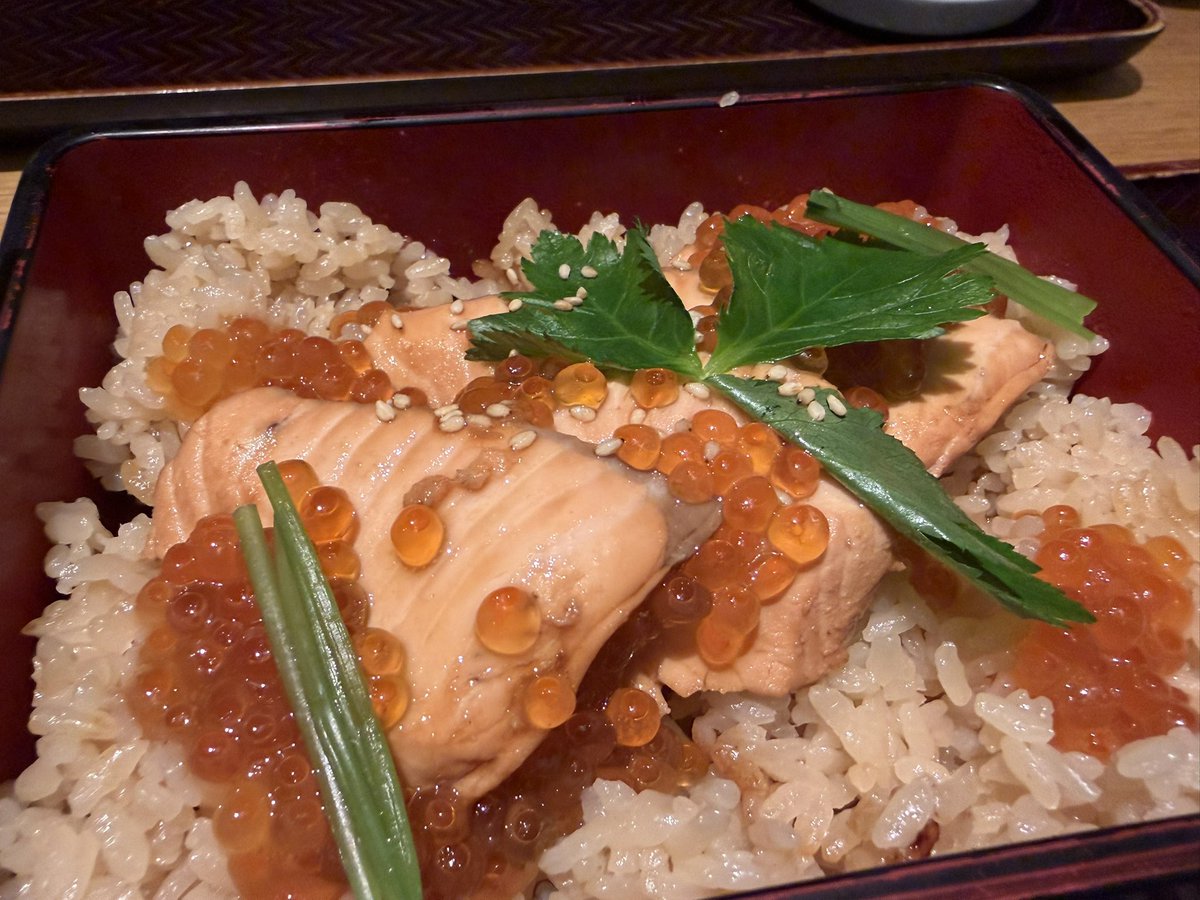 TM_twintail's tweet photo. 宮城名物はらこ飯‼️

最後に旬のはらこ飯が食べれてよかった🥹

#ゆりちゃん見て https://t.co/mQvWMVq6TH