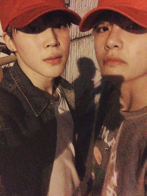 7hvjms's tweet photo. specific vmin selcas for specific audience https://t.co/NyWM9cAsWz