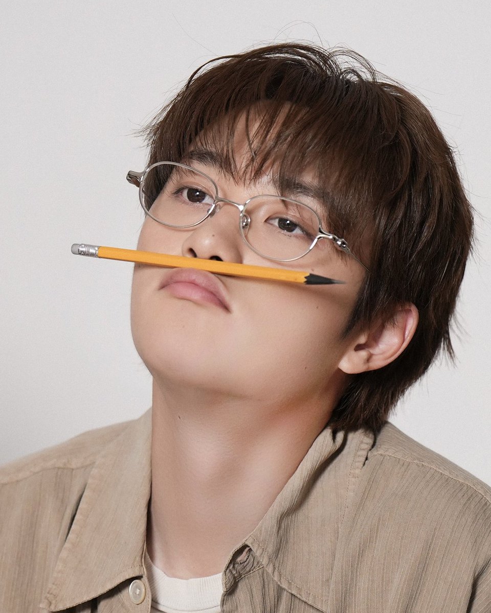 qoqoquuz1's tweet photo. 쪼끔?어른된듯 https://t.co/W3cbkQpCGr
