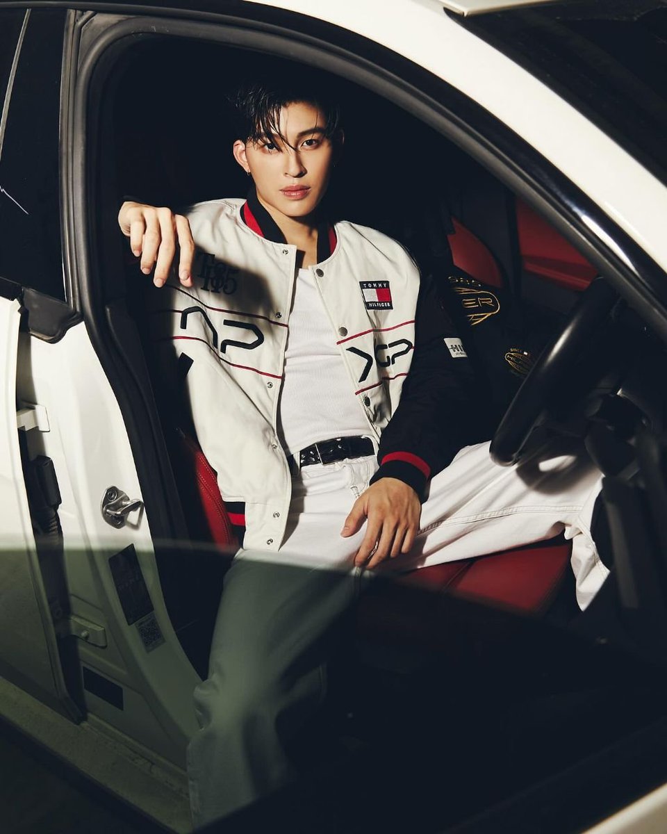 KAvenyou's tweet photo. TOMMY HILFIGER X CADILLAC FORMULA 1 POP-UP IN SINGAPORE

📅 8 October 2026
⏰ 1.30PM
📍 Paragon L1 Main Atrium

✨ Fourth Nattawat, Pond Naravit

#FourthNattawat #PondNaravit #TommyHilfinger @TommyHilfiger https://t.co/CcWlhbw4RH