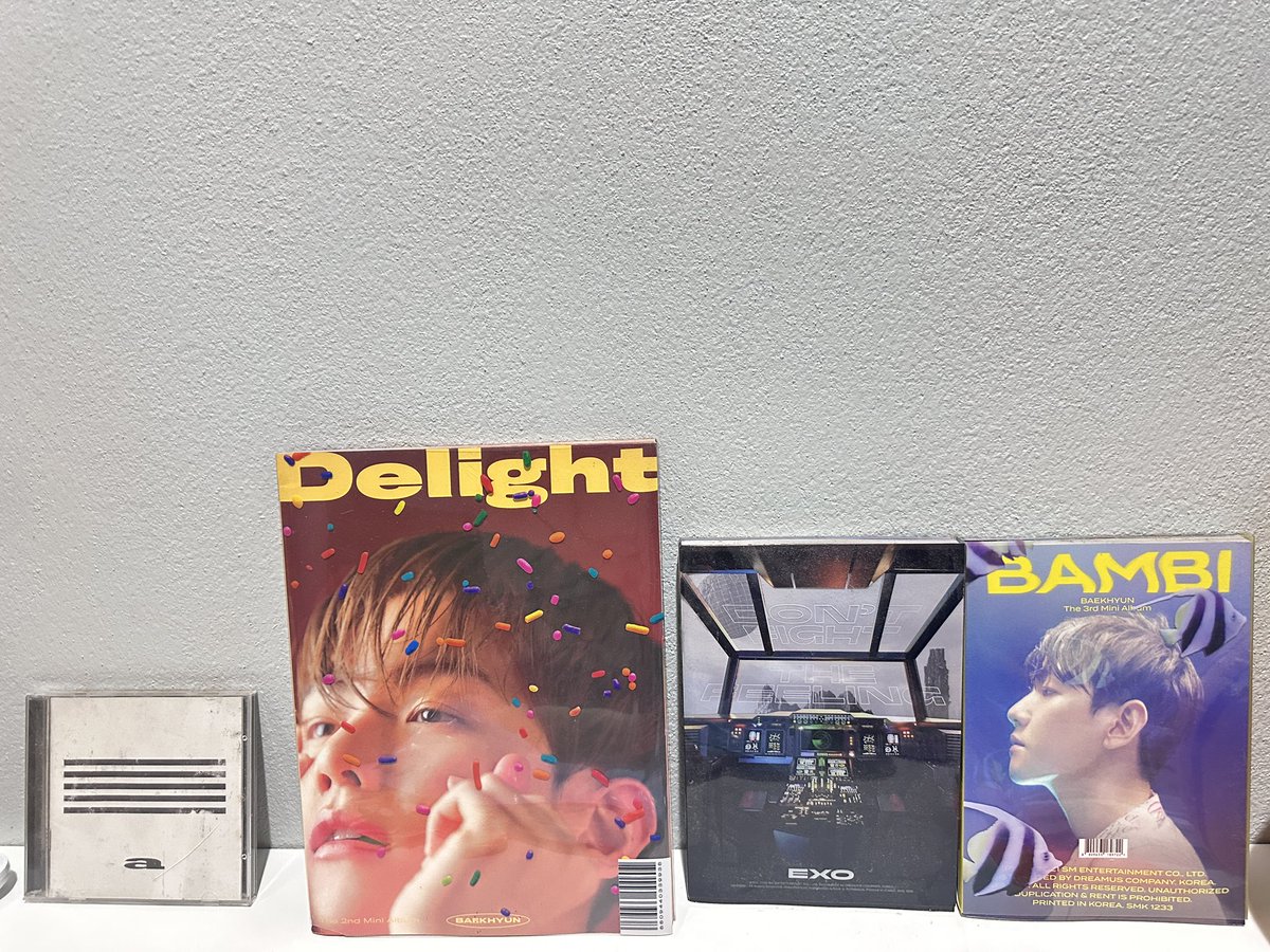 hyunnee304's tweet photo. ขายอัลบั้ม exo แบคฮยอน ค่า รับหมด 600 ส่งฟรี bigbang 150 รส มีรอยแตกขอคนรับได้ #ตลาดนัดEXO #ตลาดนัดEXOL #ขายของสะสมexo #ขายของสะสมอซ #อัลบั้มexo #ตลาดนัดอซอ #แบคฮยอน https://t.co/AWc5f2GzAo