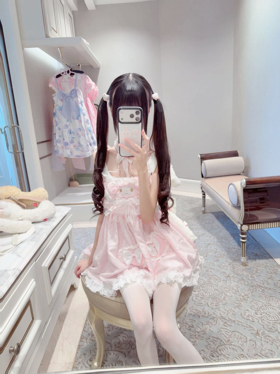 SuthidaBiw's tweet photo. 06年  166。 48kg
第一次使用
女大 扩列交友（希望是男大）
本人，是本人… https://t.co/DQdjnCp6Ow