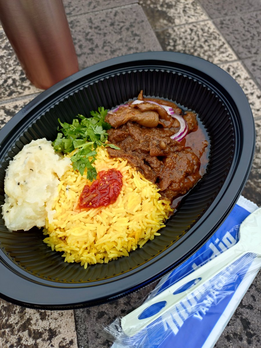 twill_a's tweet photo. {んだスタの美味しいもの}
2026.09.19
第7節　カターレ富山戦

ハラダのカレー
山梨県産赤ワイン牛スジビーフカレー
+パクチー https://t.co/dN9XvKSQ7H