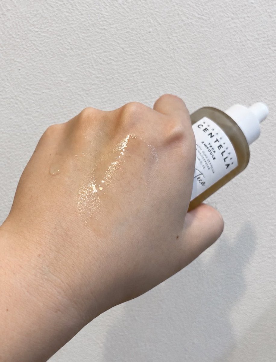 sukinamono_1998's tweet photo. 【PR】
SKIN1004(@skin1004_jp )
🌿センテラアンプル
🌿センテラTECAアンプル

赤くゆらいだ肌に、W使いでうるおいチャージ🫧

さっぱりした使い心地のセンテラアンプルは、低刺激な鎮静アンプル！導入美容液としても✨️
TECAアンプルは少しとろみがあって、赤み、バリア、エイジングケアに！

↓ https://t.co/ZRHGQ1oUEC