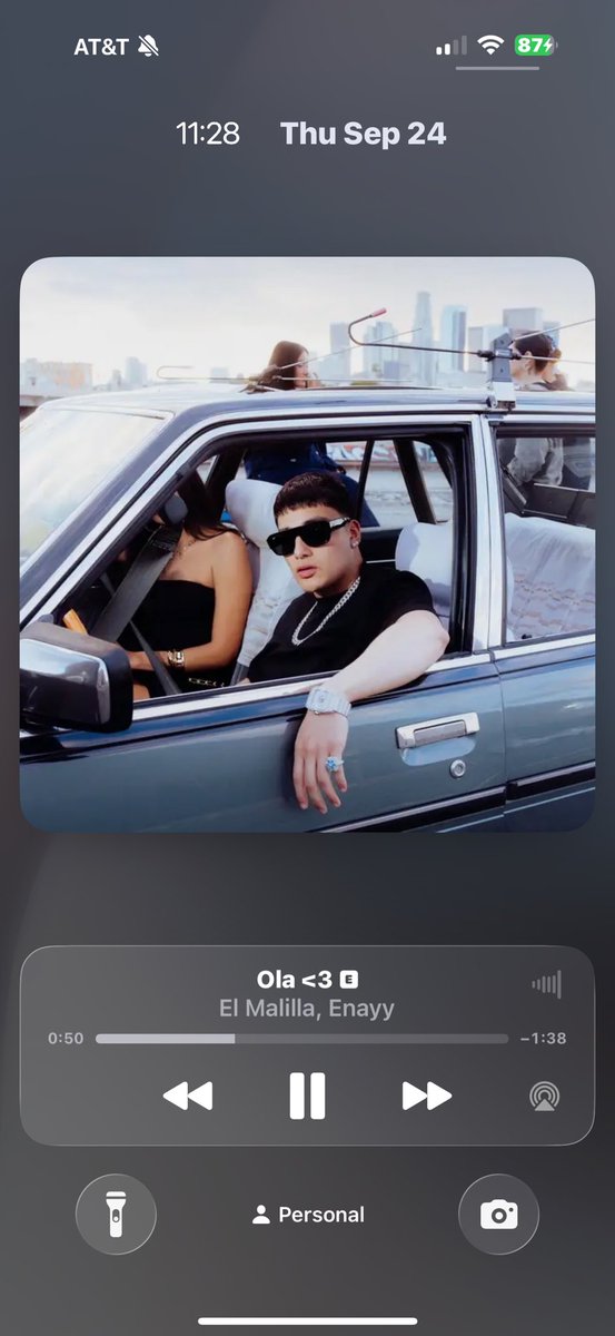 kelsukiii's tweet photo. no estoy , cualquier cosa estaré  escuchando , Ola <3 https://t.co/2vOsOFxJn2