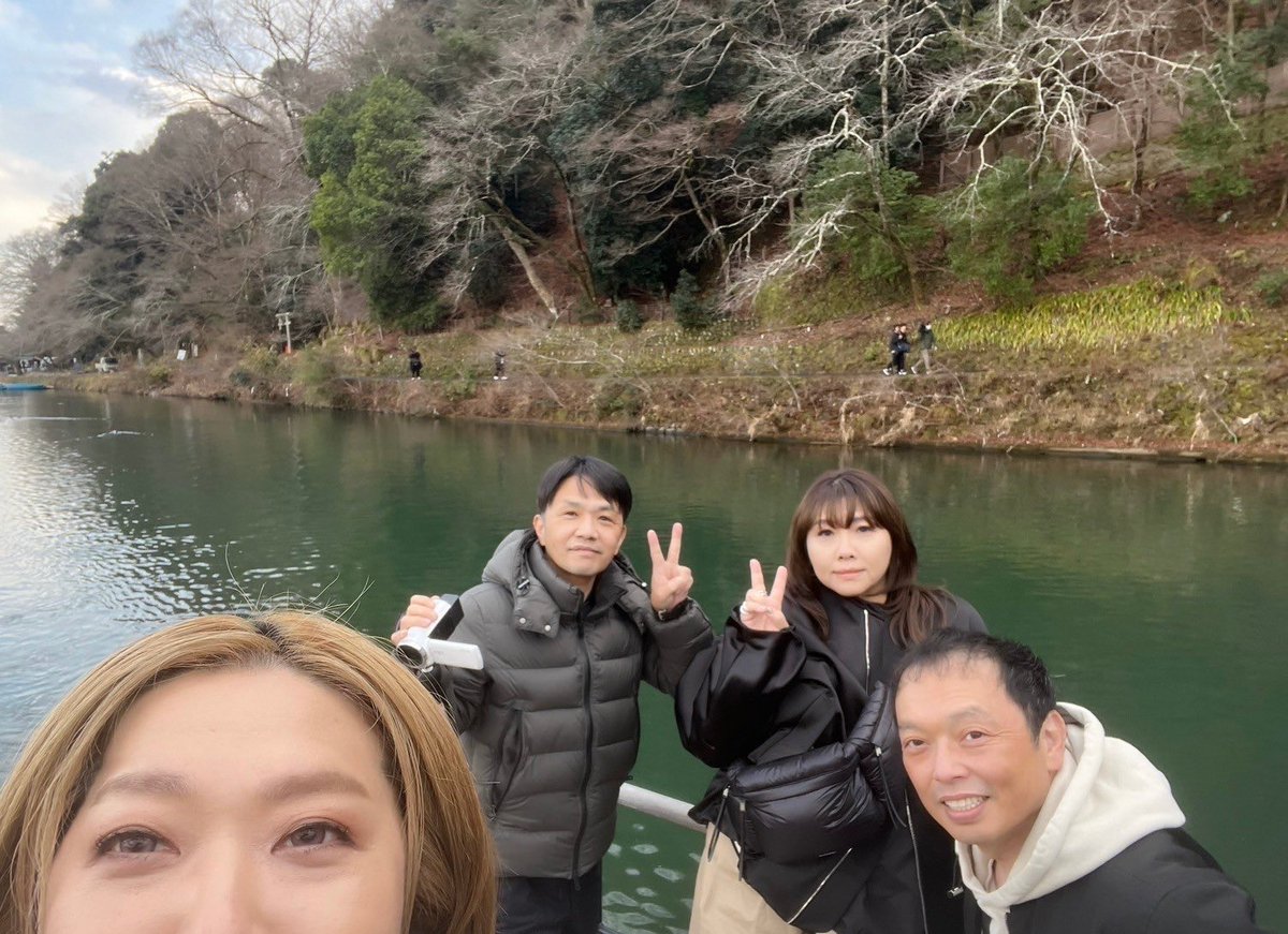 tabi_noplan_ytv's tweet photo. ／
   #やすとも中川家の旅はノープラン
   2025 再放送のお知らせ💁‍♂️✨
＼

📍京都でのんびり極上の時間 🚗³₃

🗓10月4日（日）午後4時〜
📺 読売テレビ(関西ローカル)
   ※初回は2025年3月9日に放送

そして…新作も始動中✨
続報をお楽しみに🤩

 #やすとも  #中川家 https://t.co/ZfKkCxvJA1