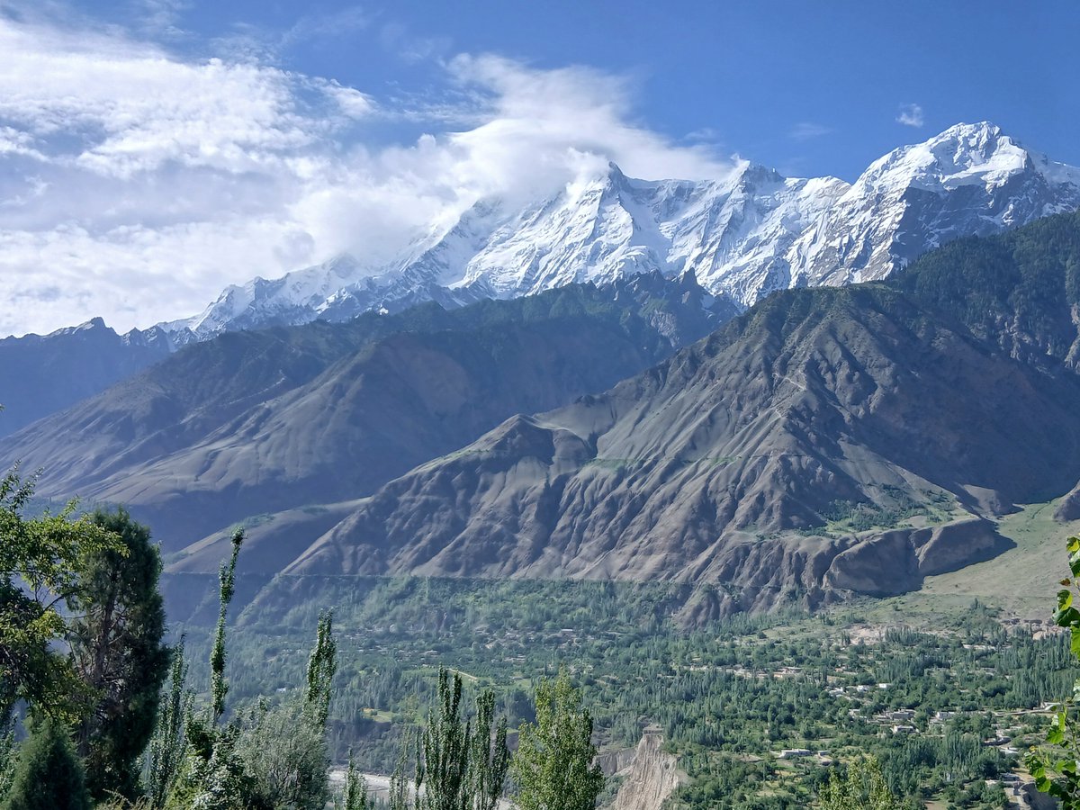 GD_Alisher's tweet photo. Few clicks of our recent visit to Hunza Valley of GilgitBaltistan.
#Hunza #GilgitBaltistan https://t.co/OydxYQa9q2