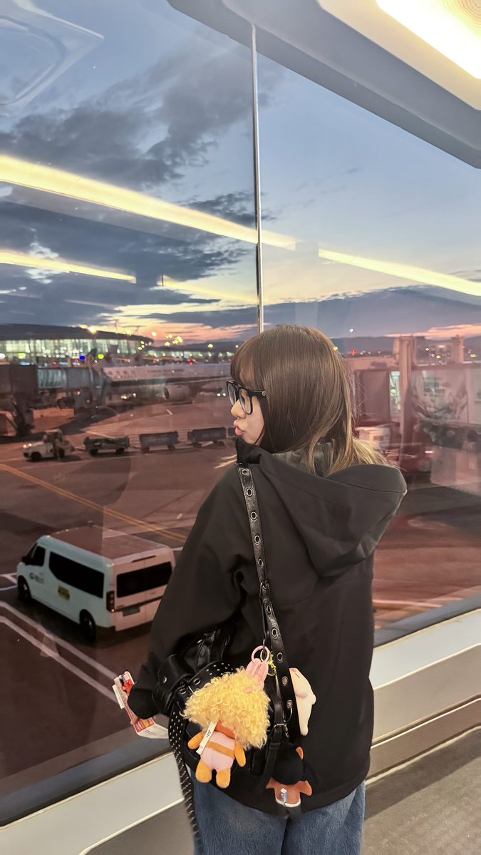 MagdalenBeed's tweet photo. sometimes it feels like being exactly where you need to be takes time... do you ever feel that way? https://t.co/3gOUF4yS87