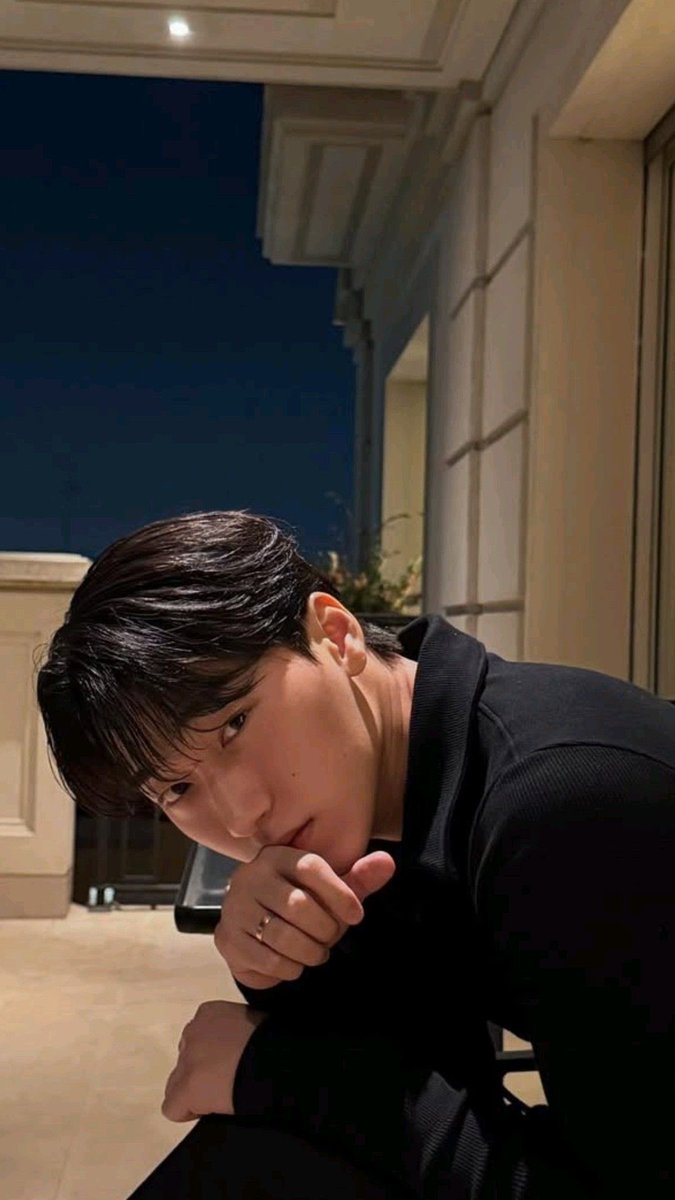 Sannotlove0hlt's tweet photo. 쫑낫 리트윗 한 영상 보니까

돈 때문에 재벌체낫 꼬셔서 인생역전하고 해외로 튀자 했던 쫑이
생각보다 낫이 꼬시는 게 쉬웠어서 비싼 밥 먹고 명품 받고 그러면서 지냈는데
가면 갈수록 사랑에 빠지고 있다는 걸 스스로 느끼고 자괴감에 빠져서 울면서 무릎 꿇고 https://t.co/FwhMXARDHW