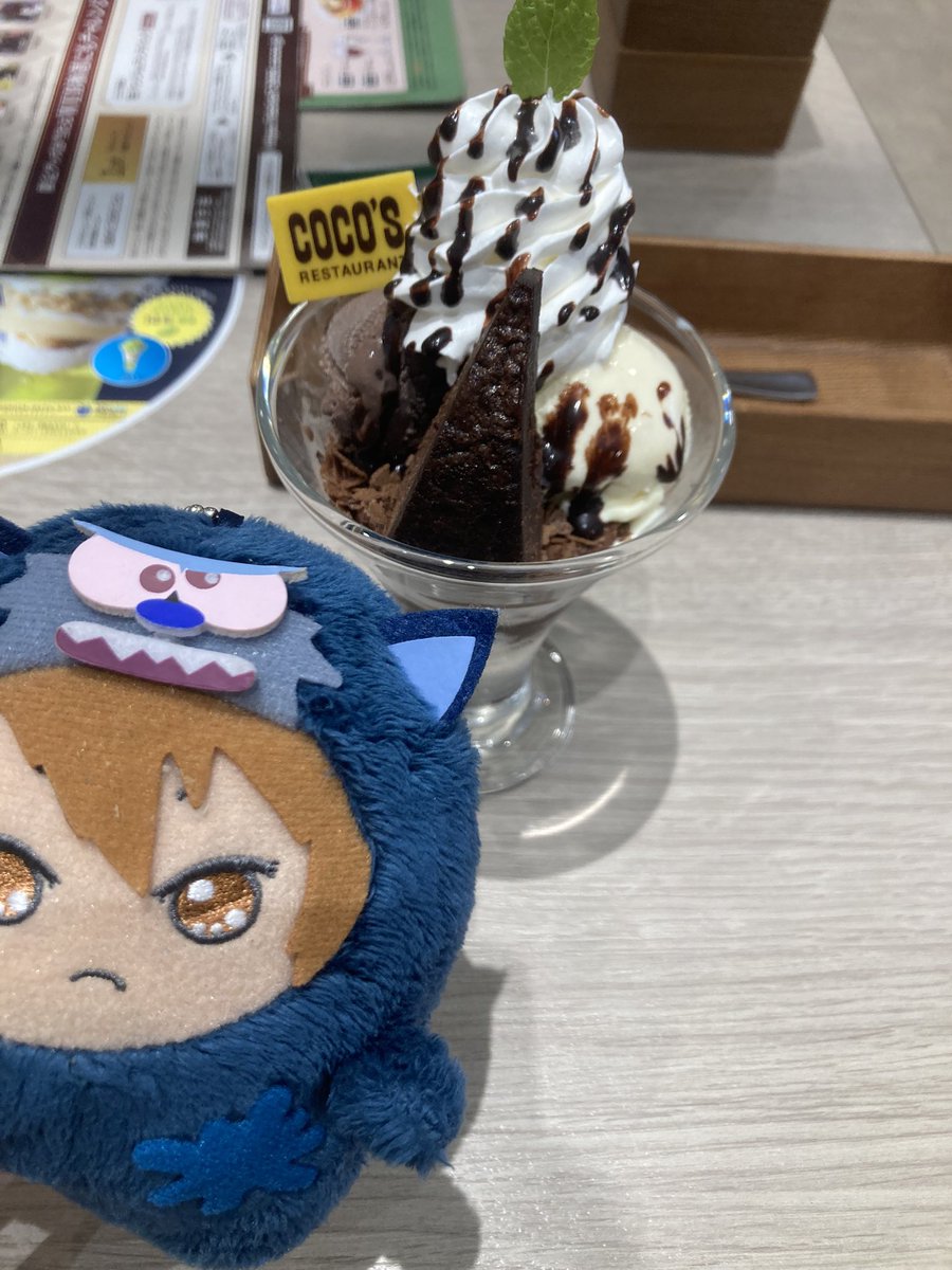 _q0nyan's tweet photo. 昨日第3弾初日、全く関係ないモンつな連れていきました。 https://t.co/9UgPQHDQe5