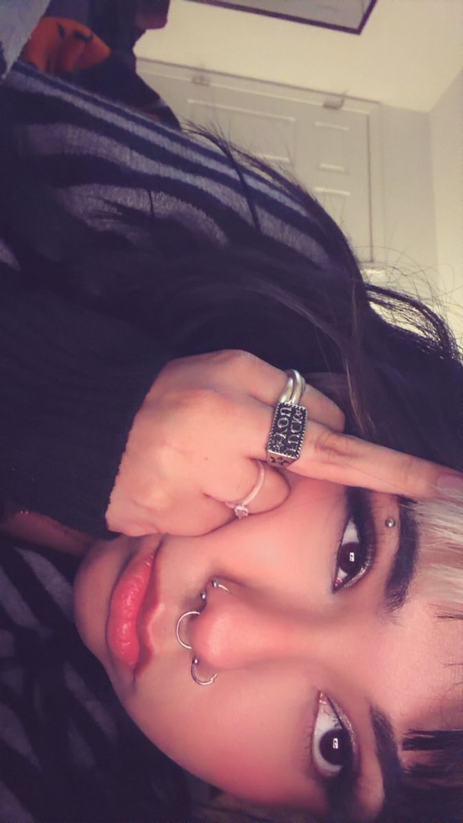 00z0__'s tweet photo. BELIEVE MEEEEEE

#fypシ゚viral #latina #latino https://t.co/eoV30iKFCY