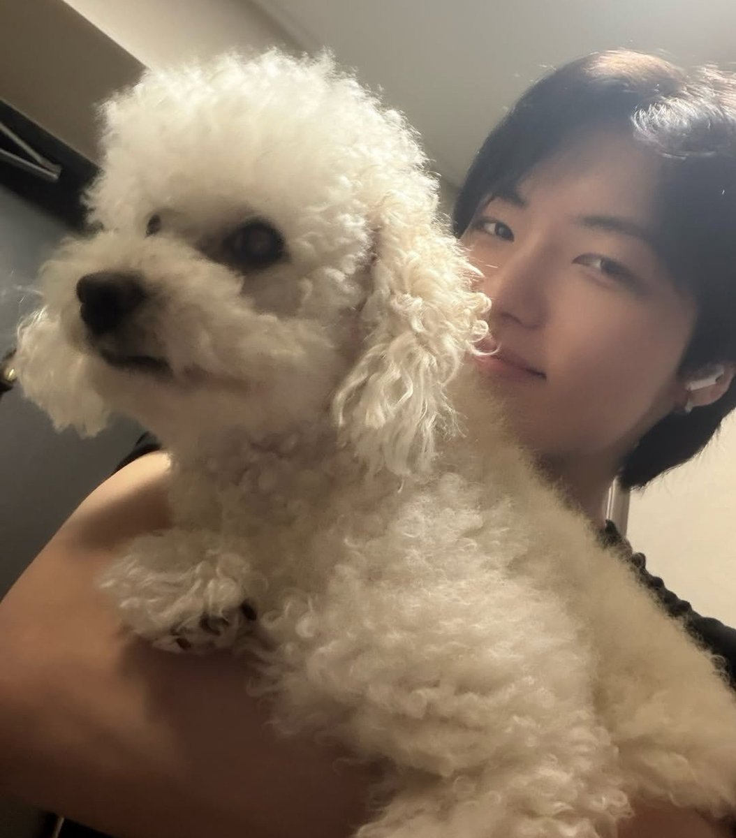 lamanduu's tweet photo. my fav smile 🖤 https://t.co/PgfmdlY47D