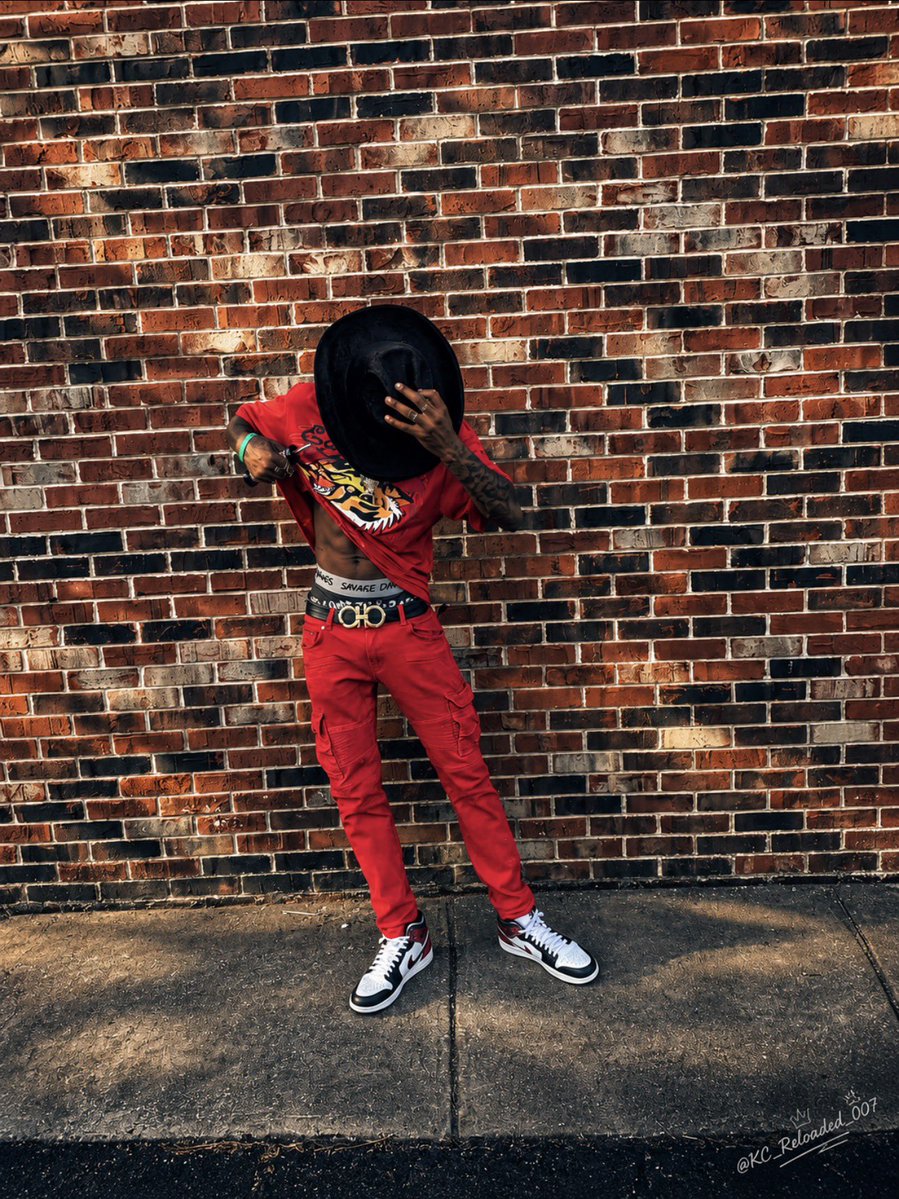 KC_Reloaded_007's tweet photo. Don’t confuse the copy with the original. 😈🔥
📸: @hard.bubbles 

#KC_Reloaded_007 #ReloadedMedia #AuraOn3010 #DontTripJustVibe #KCReloaded https://t.co/tvIklZCBuZ