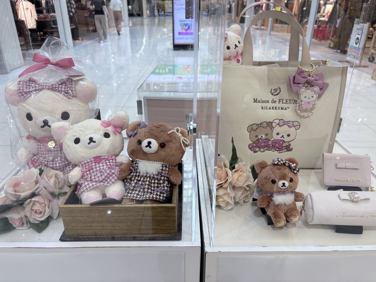 koriri_1's tweet photo. メゾンドフルールのコリコグお店に飾ってあったよ〜ちょー可愛い😭 https://t.co/HlLB7GYWaC