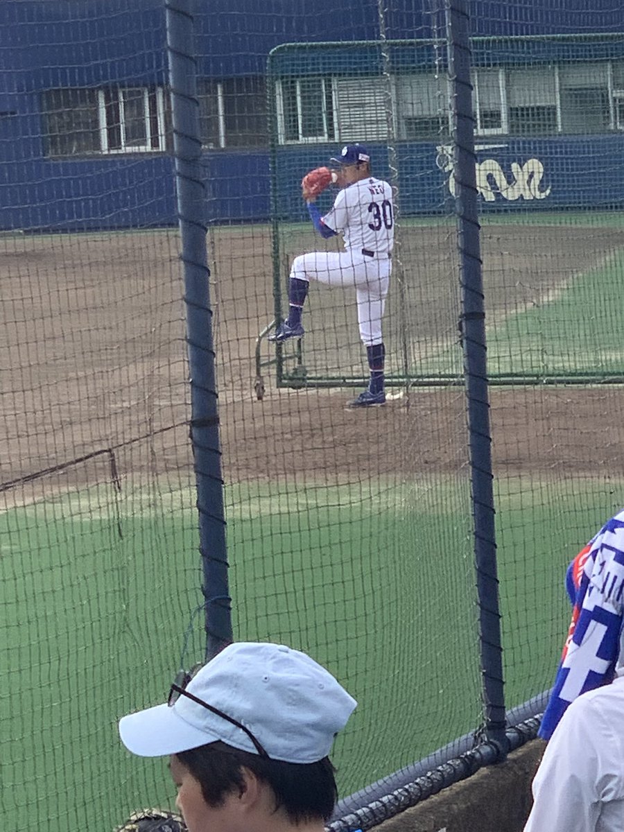 SyntaxE01183524's tweet photo. 根尾選手が投球練習してた https://t.co/mloJS2ccsx