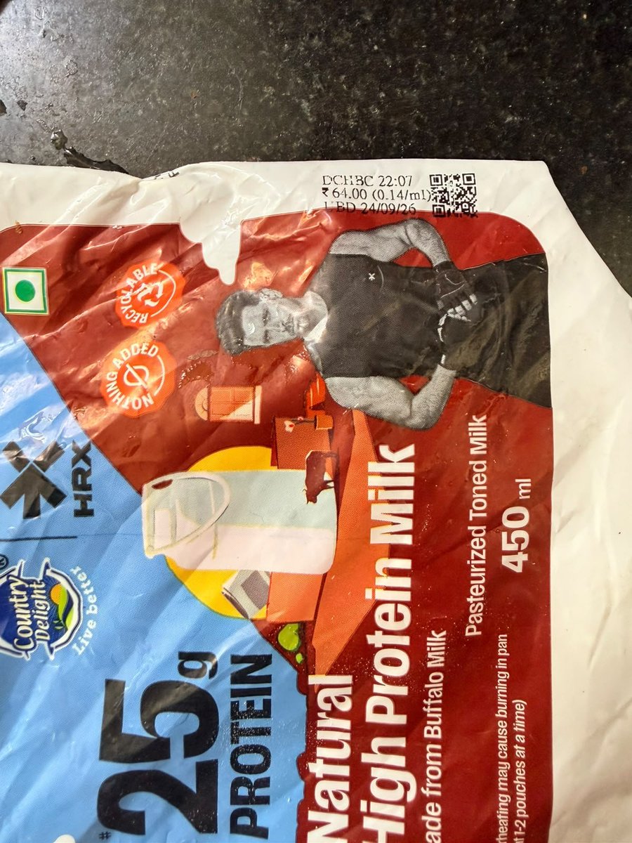 TAPAS207's tweet photo. @instamart_it @SwiggyCares so u started even delivering expired items
Very pathetic situation  @harshamjty
Order id 249274369937248 https://t.co/LzaDReD4Ku
