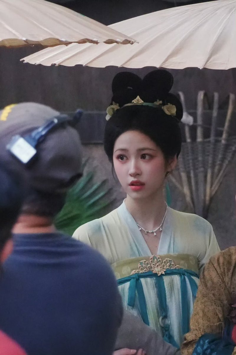 C3abr's tweet photo. 이 착장 제 픽이요.. 진짜 양힐자 개이쁘네 https://t.co/PMRxOYZzdi