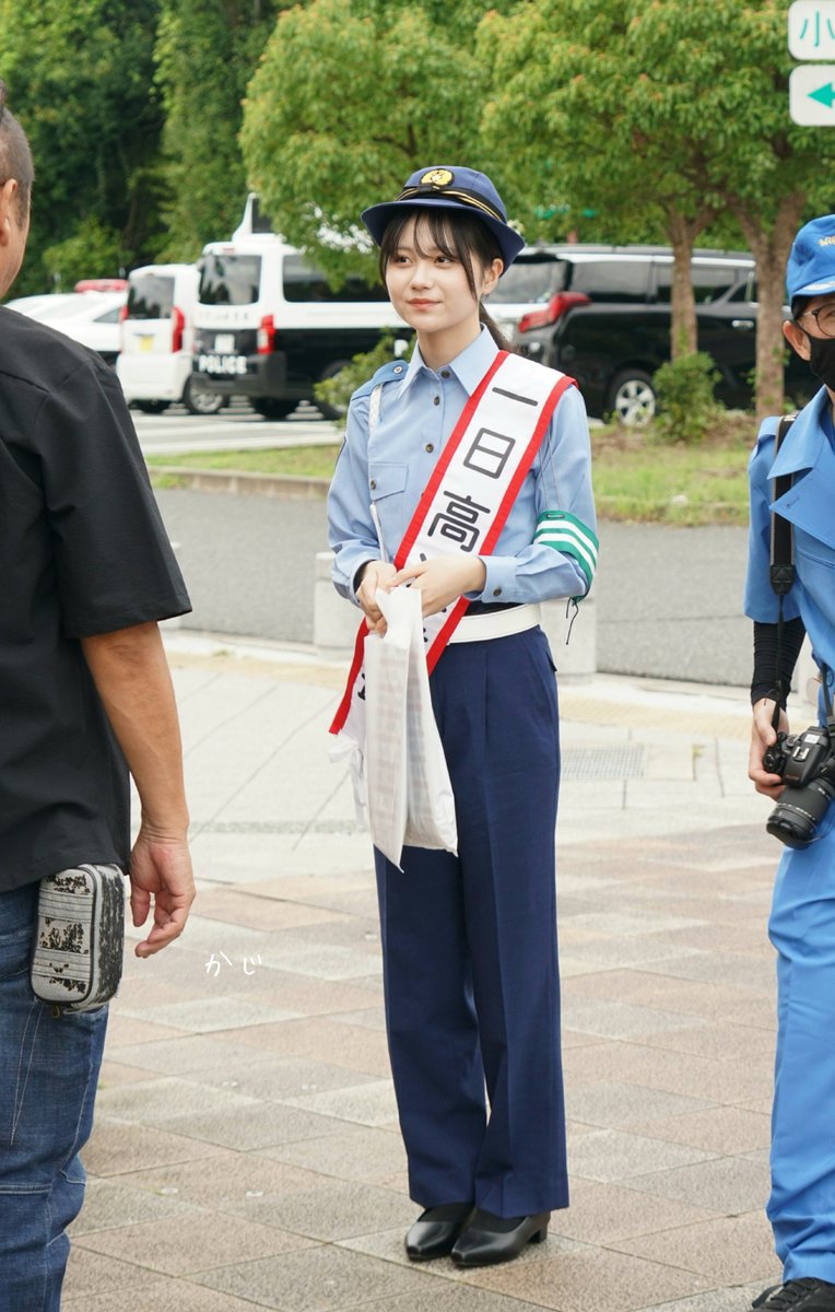 kajisan5555's tweet photo. 和歌山県出身で、テレビ朝日系列で絶賛放映中の『仮面ライダーマイス』に、ヒロイン｢瑞生優菜｣役で出演している女優の堀川梨心(ほりかわりこ)さんが、一日高速隊長として街頭啓発イベントに参加しました。～紀ノ川サービスエリア(和歌山市)/9月25日 #堀川梨心 #仮面ライダーマイス #一日高速隊長 https://t.co/dJdEORoUw7