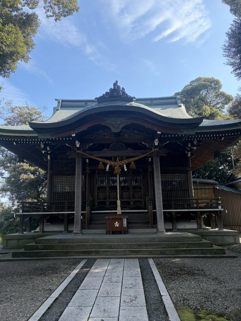 ichimi1000's tweet photo. 島八幡神社を訪れました。
境内に天神社や護国神社も祀られています。
今回巡った先々に八幡神社が奉じられていて、所以は調べていませんが地域全体でもかなりの数ではないでしょうか。 https://t.co/Pz1BFj2V0J