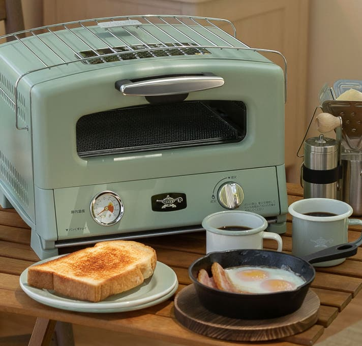 makuake_ca's tweet photo. あのアラジンから「カセットボンベ式トースター」がついに登場！
最大400℃の高火力で「外カリッ、中モチッ」の極上トーストがどこでも🍞✨
https://t.co/QoeX8Igz6D https://t.co/XOB4kXayIH