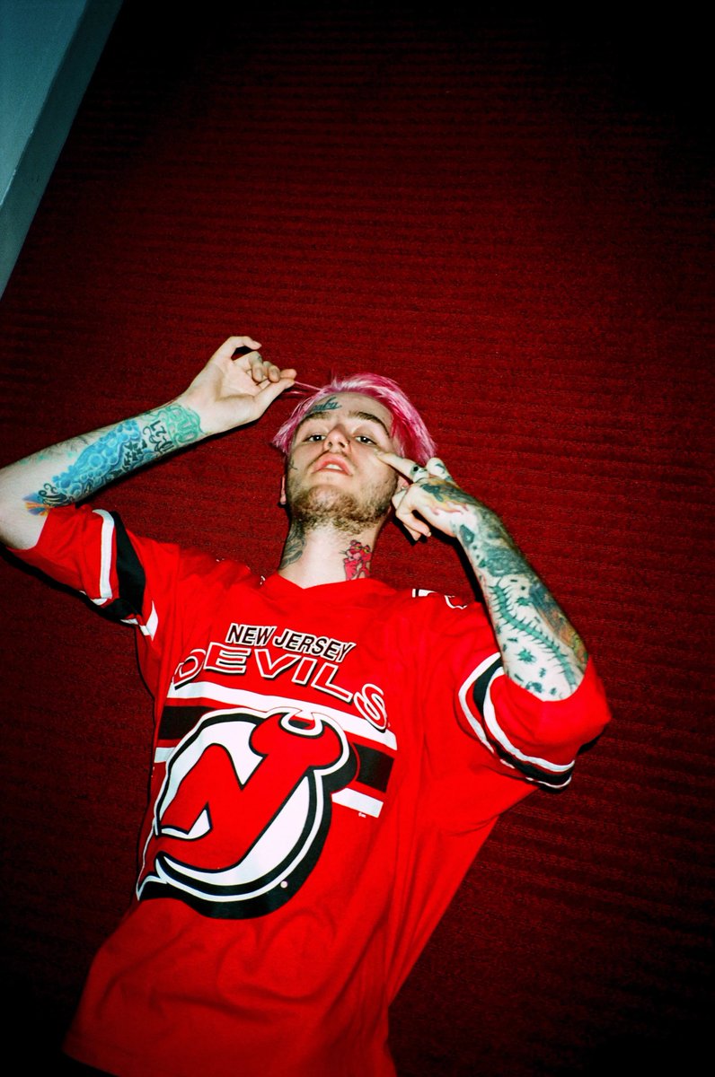 RapWikip's tweet photo. 10 years ago today, Lil Peep released his fifth and final mixtape ‘HELLBOY’ 💿 (2016)

Favorite track on this project?
How has it aged? 💭 https://t.co/Z48b92QRqh