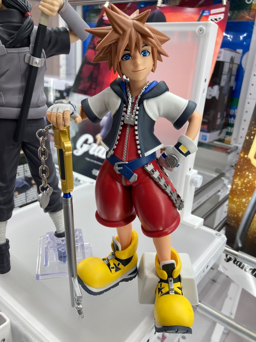 GiGO_Tendoo's tweet photo. 【景品入荷】

ＫＩＮＧＤＯＭ　ＨＥＡＲＴＳ　Ｇｒａｎｄｉｓｔａ－ソラ（ＫＨ）－

入荷しました！
ぜひGETしてくださいね！

#GiGO天童　#キングダムハーツ https://t.co/YW5STiPfqp