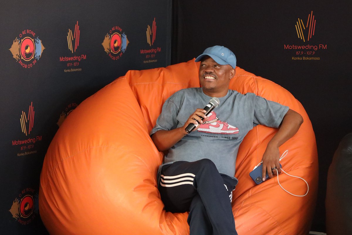 motswedingfm's tweet photo. #Thagamoso e tsweletse pele go keteka Kgwedi ya Boswa ka metshameko e e farologaneng, monate le boitumelo! 🥁🔥

#MotswedingFM #IkitseMotswana https://t.co/8InMvmtIPc