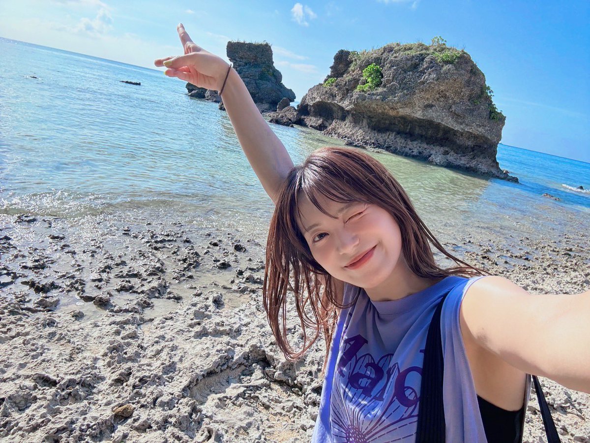 miwastaff's tweet photo. 本日は！
miwa acoustic live tour 2026 “acoguissimo 6”沖縄公演🎸

当日券の販売ございます🎫
お近くの方は、是非桜坂セトントラルへ遊びに来て下さい！✨️

当日券 ￥7,400(ドリンク代別)

※当日券は紙チケット半券のお渡しはございません。 https://t.co/K1M2JGKELn