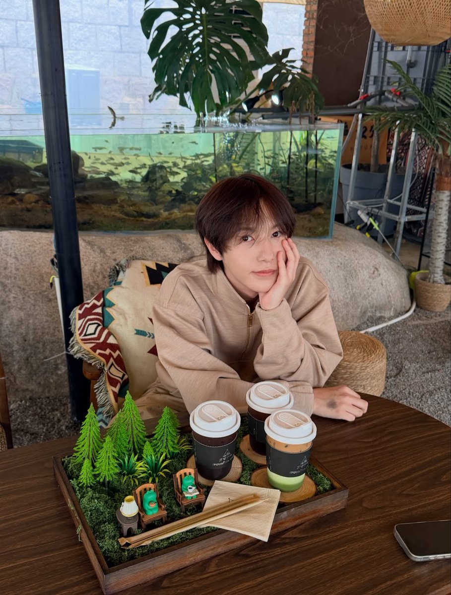 momentrenjunn's tweet photo. 260925 #런쥔 인스타 

🫰 https://t.co/CQ1dEx0EJ0