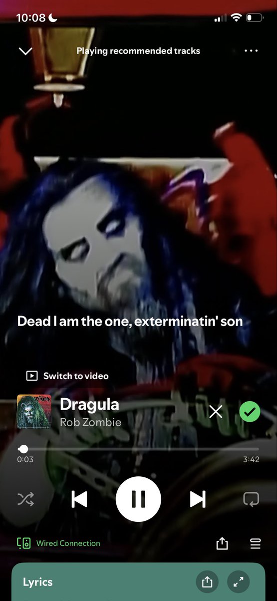 TheReelMadden's tweet photo. I remember almost dying to this song mind you https://t.co/udAXjU1u8N