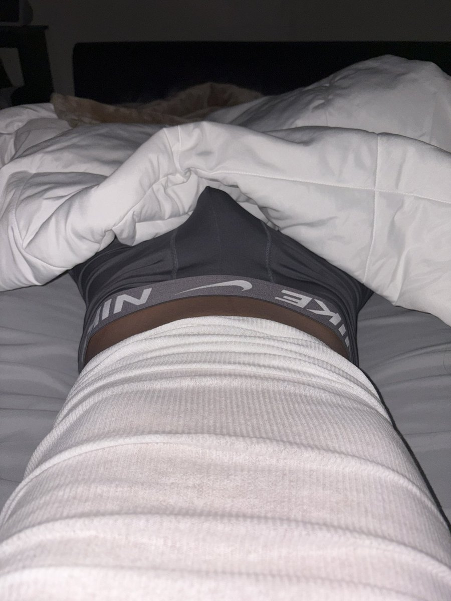 J5rn4's tweet photo. Horny asf rn #latino #horny #edgar #nsfwtwtًً https://t.co/rNJSK4eISR