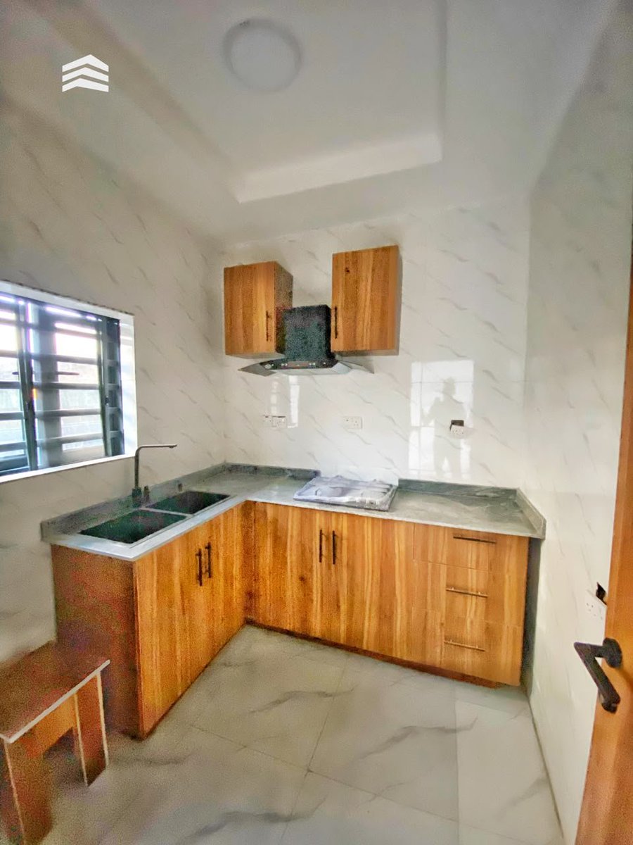 agsproperties41's tweet photo. One unit left at Surulere's newest address.  A fully fitted, newly built residence in central Lagos. Solar-powered, smart security, finished throughout.  💰 2-Bedroom — ₦120m ✅ 3-Bedroom — ₦135m (SOLD OUT)
📞 0802 390 1699 https://t.co/aQ4VB1gHMH https://t.co/QxAUyh1F2O